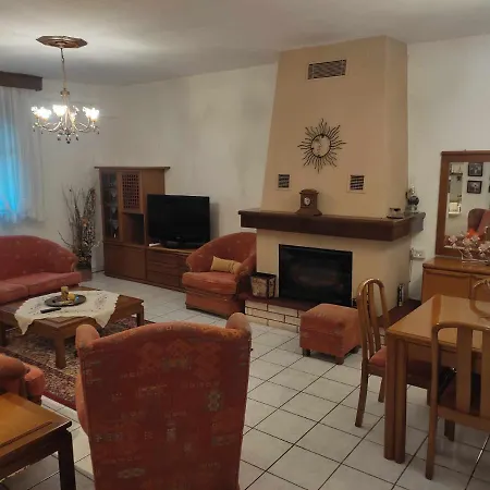 Apartamento Elaiones House Tessalónica